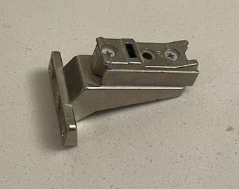 NEW Grass 0300-301 baseplate for 3000 series hinge (03-01) baseplate