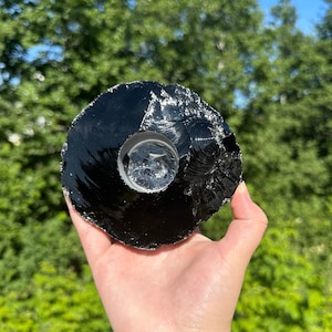 Black obsidian tea-light holder