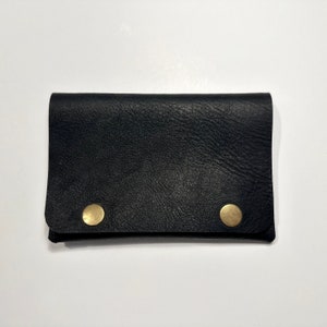 Cartera pequeña negra, Cartera de cuero, cartera de cuero negro, cartera de cuero unisex, regalo para ella, regalo para él