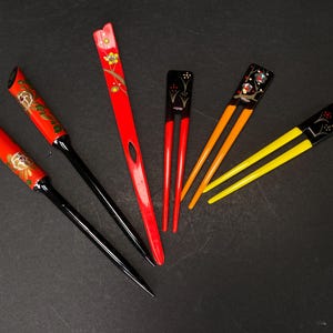 Japanese Kanzashi Kimono Geisha, Red & Black lacquerware hair stick, Tama, Hair Ornament, mother of pearl