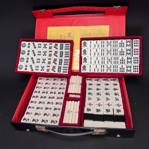 Japanese Mah Jong Asia Tile full Set, Black portable carry Case, Japan mahjong, black back, dealing game, Vintage Mahjong, table game for 4