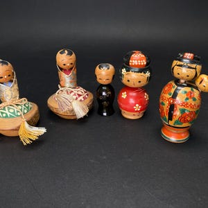 Japanese Kokeshi Dolls, Kimono 5 design dolls, Made in Japan, Small Size Wooden doll Vintage