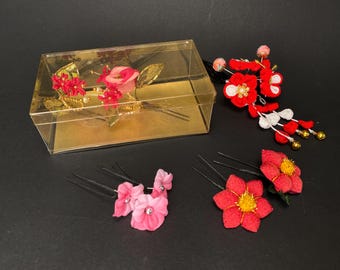 Kanzashi Kiku (Chrysanthemum Hairpin) During October maiko will wear kiku (chrysanthemum) kanzashi  main image 2