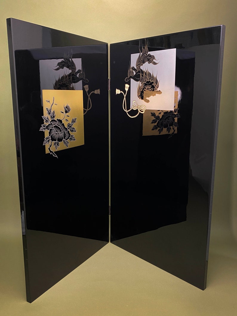 Pair of Byobu, Japanese folding Panels Set,Black lacquer, Japan Byobu Modern Gold & Silver folding screen H 27.5xW 60Vtg w/original box image 6