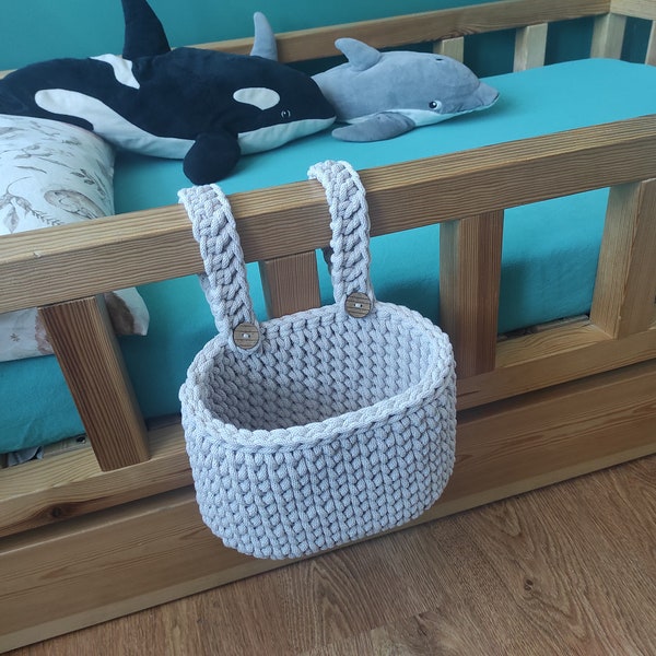 Cotton hanging basket for newborn, organizer hanging on baby bed, box for books and plush toys, gift for new parents