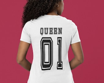 Queen 01 T-shirt, Fashionable Tee, Statement Shirt, Women's Graphic Top, Gift for Her