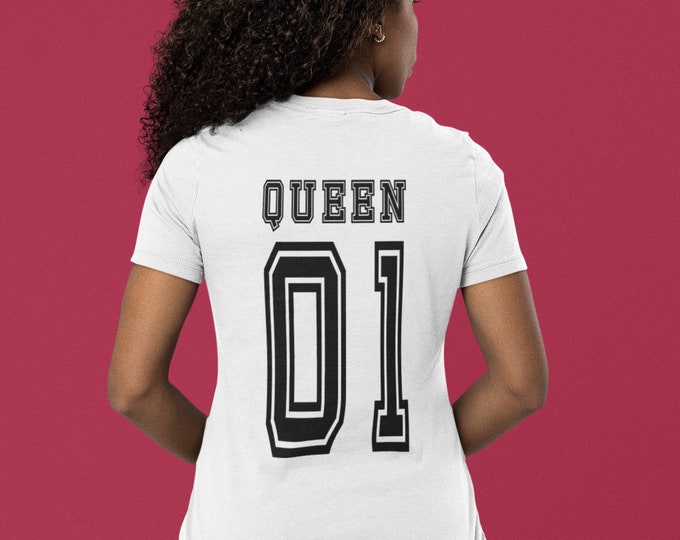 Queen 01 T-shirt, Fashionable Tee, Statement Shirt, Women's Graphic Top, Gift for Her