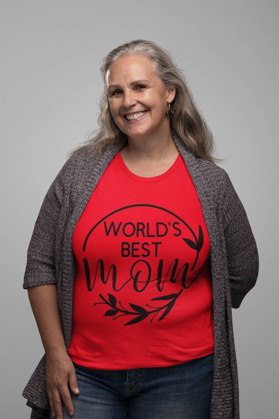 World's Best Mom Classic Preshrunk T-shirt