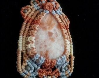 Sunstone macrame pendant