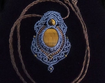 Collar ajustable de macrame ojo de tigre