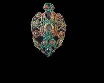 Colgante de macramé de piedra múltiple