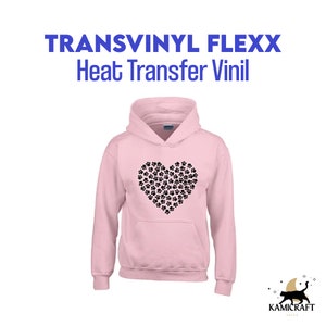 Puede incluir: Sudadera rosa con capucha con un dise&ntilde;o de coraz&oacute;n negro hecho de huellas de patas. El texto "TRANSVINYL FLEXX Heat Transfer Vinyl" est&aacute; en la parte superior de la imagen.