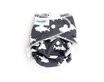 Cheeky Cloth Pañal de Natación Reutilizable Talla Única Hungry Sharks