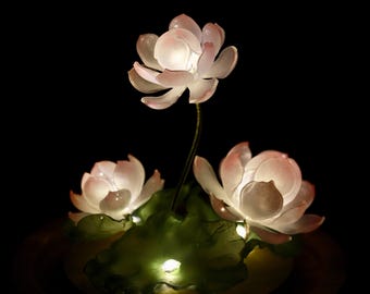 Lámpara de flor de loto mini hecha a mano, luz nocturna de estanque de nenúfares, farol de ambiente de flor eterna, regalo de decoración de naturaleza de ambiente zen recargable por USB,