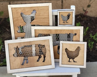 Farmhouse Animal Sign: Chicken Wire Rustic Tiered Tray Decor
