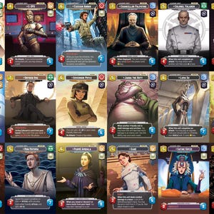 Puede incluir: Un conjunto de cartas coleccionables de Star Wars. Cada carta presenta un personaje, su nombre y estadísticas de juego. Las cartas tienen un esquema de color dorado y azul, con ilustraciones de personajes en varias poses y fondos.