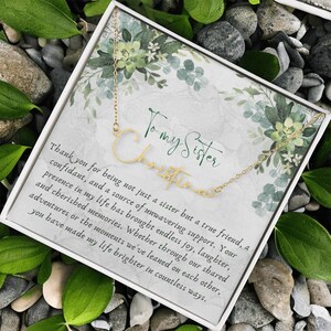 Collana con nome di mia sorella, con biglietto di auguri e confezione regalo in legno