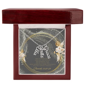 Halskette für Mama mit den Namen der Kinder, mehrere Namen Halskette, Geschenk aus Holz, Halskette mit Message Card