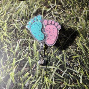 Resin Ausweisrollen I Personalisierte Geschenke I Baby Füße Nursing Ausweisrolle I Süße Ausweisrolle I Individuell I ID-Abzeichen I Glitzer I Schüler I Geschenke