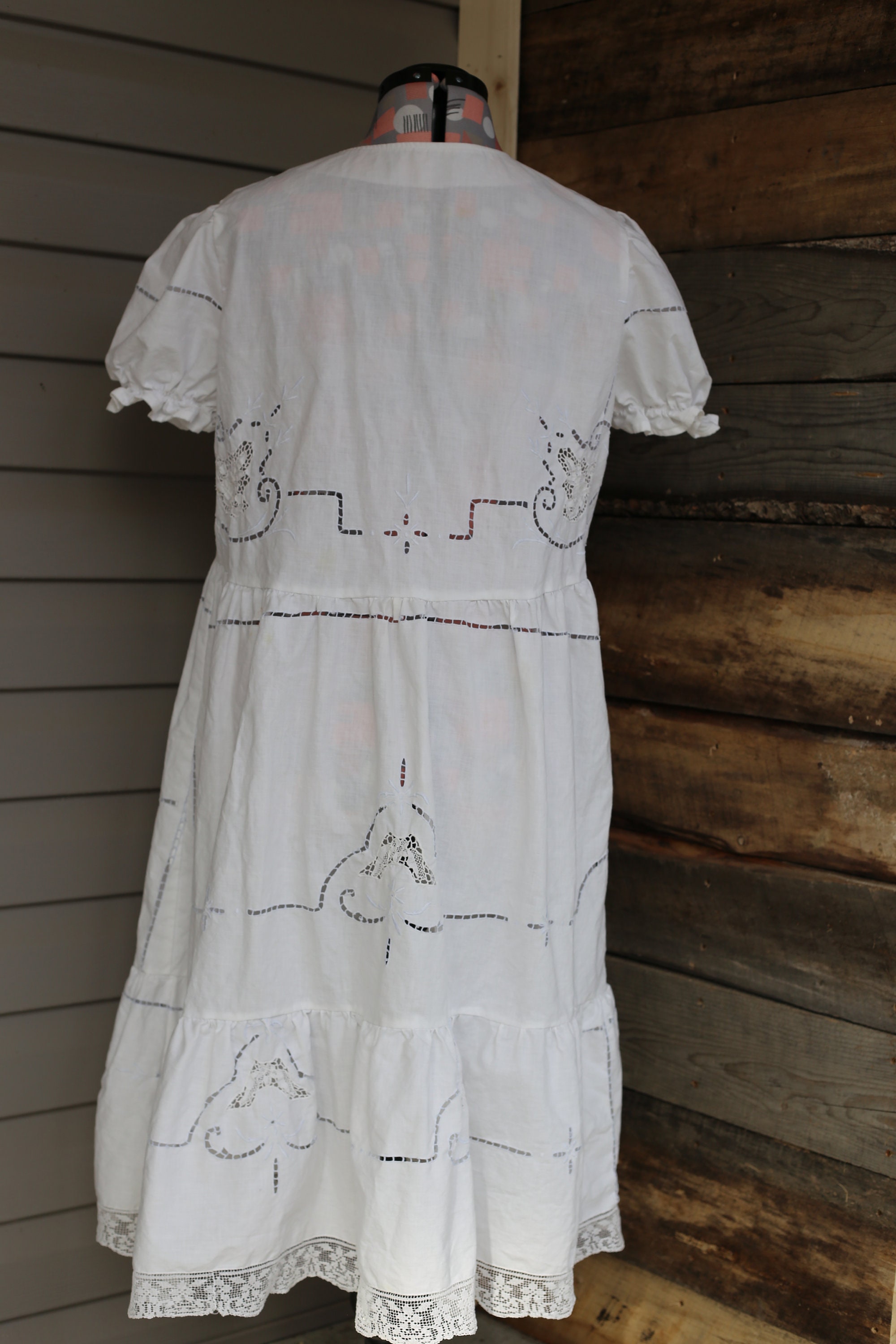 本日値下中　タグ付き　DAMASK EMBROIDERY LINEN DRESS Antique Edwardian 1910s Muslin Gauzy off White Embroidered