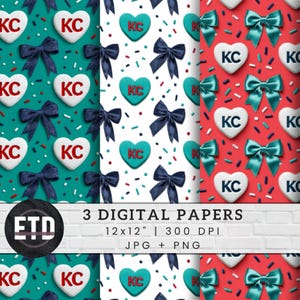Puede incluir: Tres papeles digitales con patrones repetidos. Uno presenta corazones blancos con "KC" en rojo, lazos azul marino y confeti sobre un fondo turquesa. Otro tiene corazones turquesa con "KC" en rojo, lazos azul marino y confeti sobre un fondo blanco. El tercero tiene corazones blancos con "KC" en rojo, lazos turquesa y confeti sobre un fondo rojo.
