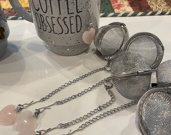 Tea strainer w/stone heart