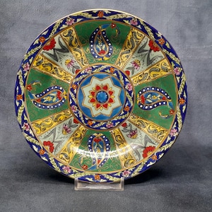 Hand Painted Porcelain Plate, Gold Gilt Picture Display Plate - 18cm