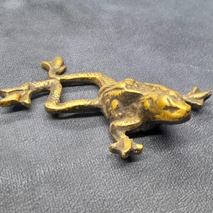 Solid Brass Frog Ornament, Vintage Brass Reptile Animal Figurine
