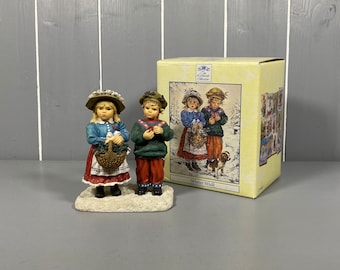 Christine Haworth Winter Walk Figurine Theleonardo Collection