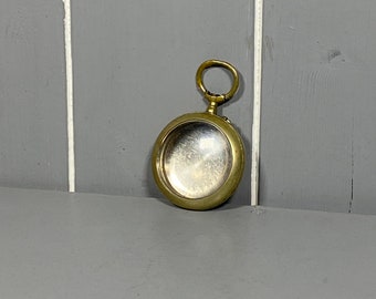 Vintage Pocket Watch Casing, Glass front, Perfect for Upcycling.