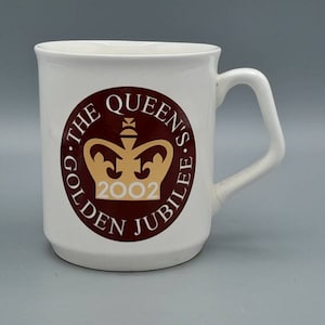 Queen Elizabeth II Golden Jubilee Mug 2002, Gillingham West District Guides
