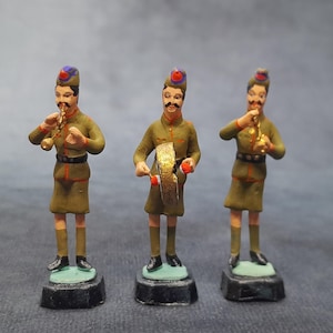 Indische Militärblasband-Figuren, 3 Gips handbemalte Figuren c1950&#39;s 60&#39;s