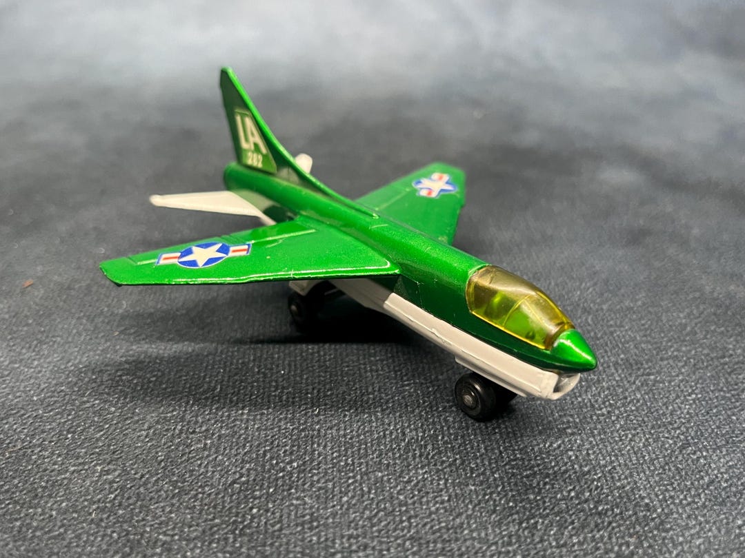 vintage-matchbox-1973-die-cast-toy-corsair-a70-england-fighter-jet-etsy