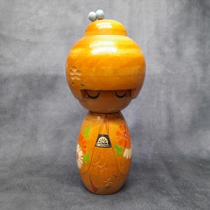 Japanese Sosaku Kokeshi Doll, Vintage Hand Made Japanese Folk Art 17cm