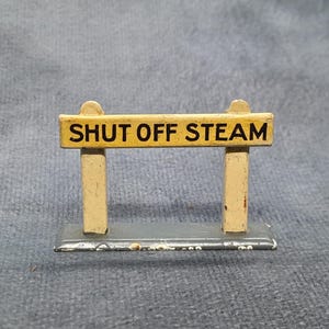 Vintage Metall Zaun signiert, Vintage Spielzeug auf dem Bauernhof, Eisenbahn, Fechten - Shut Off Steam