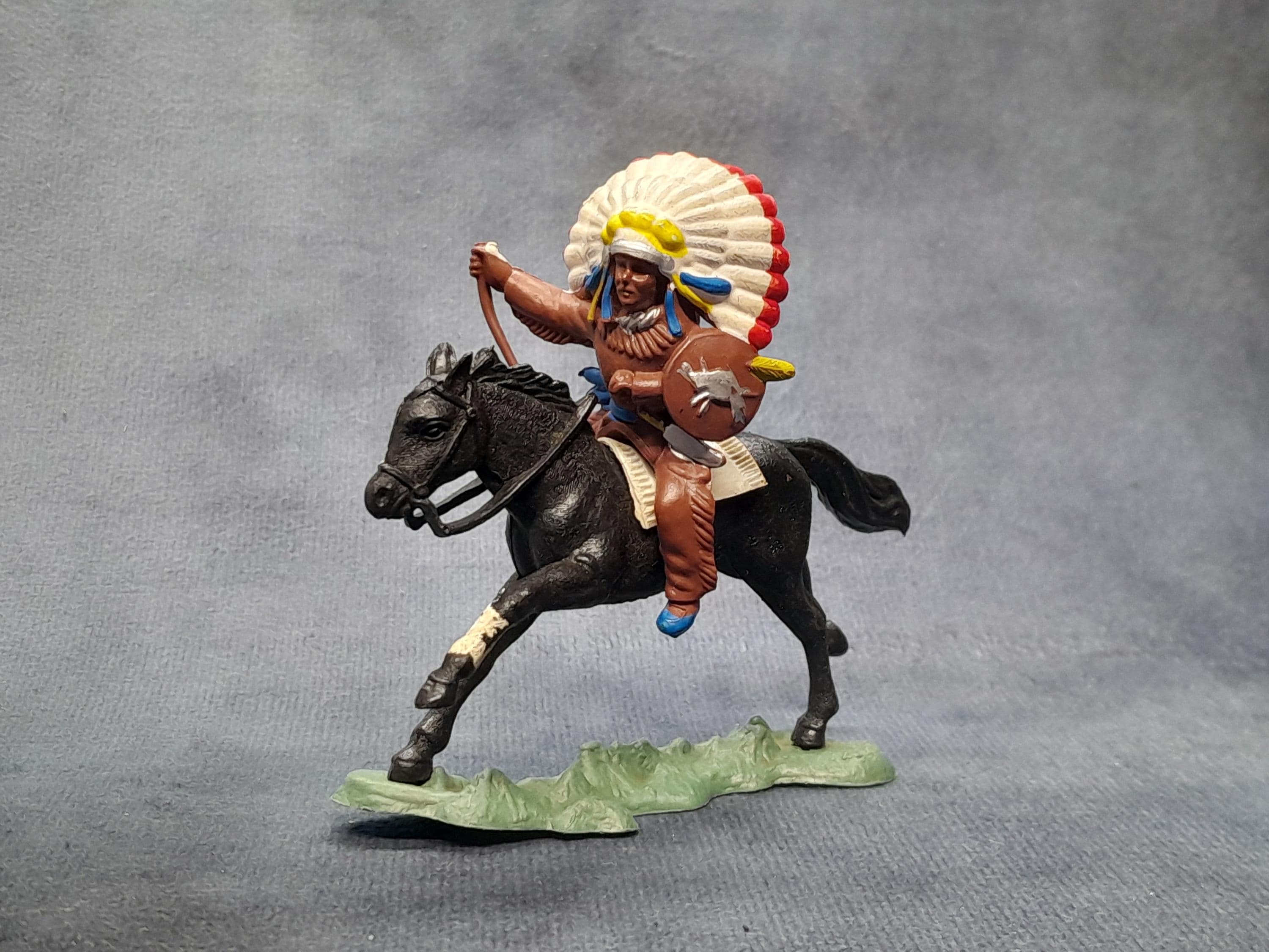 玩具セット　おもちゃ　フィギュア　レトロ　ビンテージ　インディアン　カウボーイ Toy cowboys indians - Etsy 日本