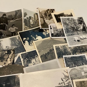 Puede incluir: Una colecci&oacute;n de fotograf&iacute;as antiguas en blanco y negro, algunas mostrando personas, otras mostrando paisajes y edificios.