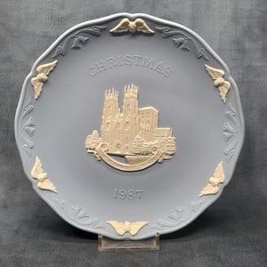 Wedgwood Jasper 1987 Christmas Plate, York Minster, Vintage Wedgwood Jasperware