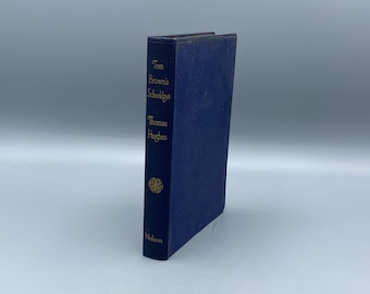 Los días de escuela de Tom Brown, por un ex alumno, Thomas Hughes.