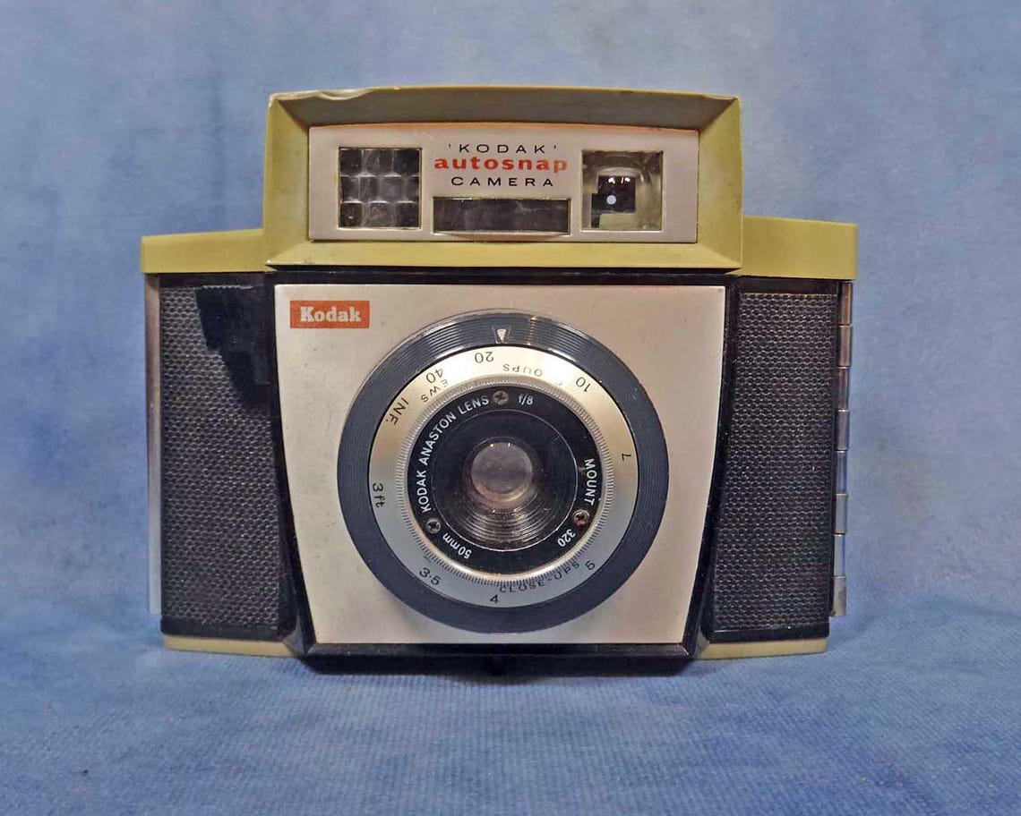 Vintage kodak autosnap 127 Film Camera from the early 1960s, foto 1 di 5