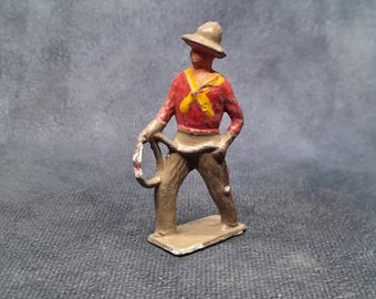 ドイツ　1940-50年代　ビンテージ　カウボーイ フィギュア Vintage German Elastolin Toy Figures Cowboys and Indians - Set of