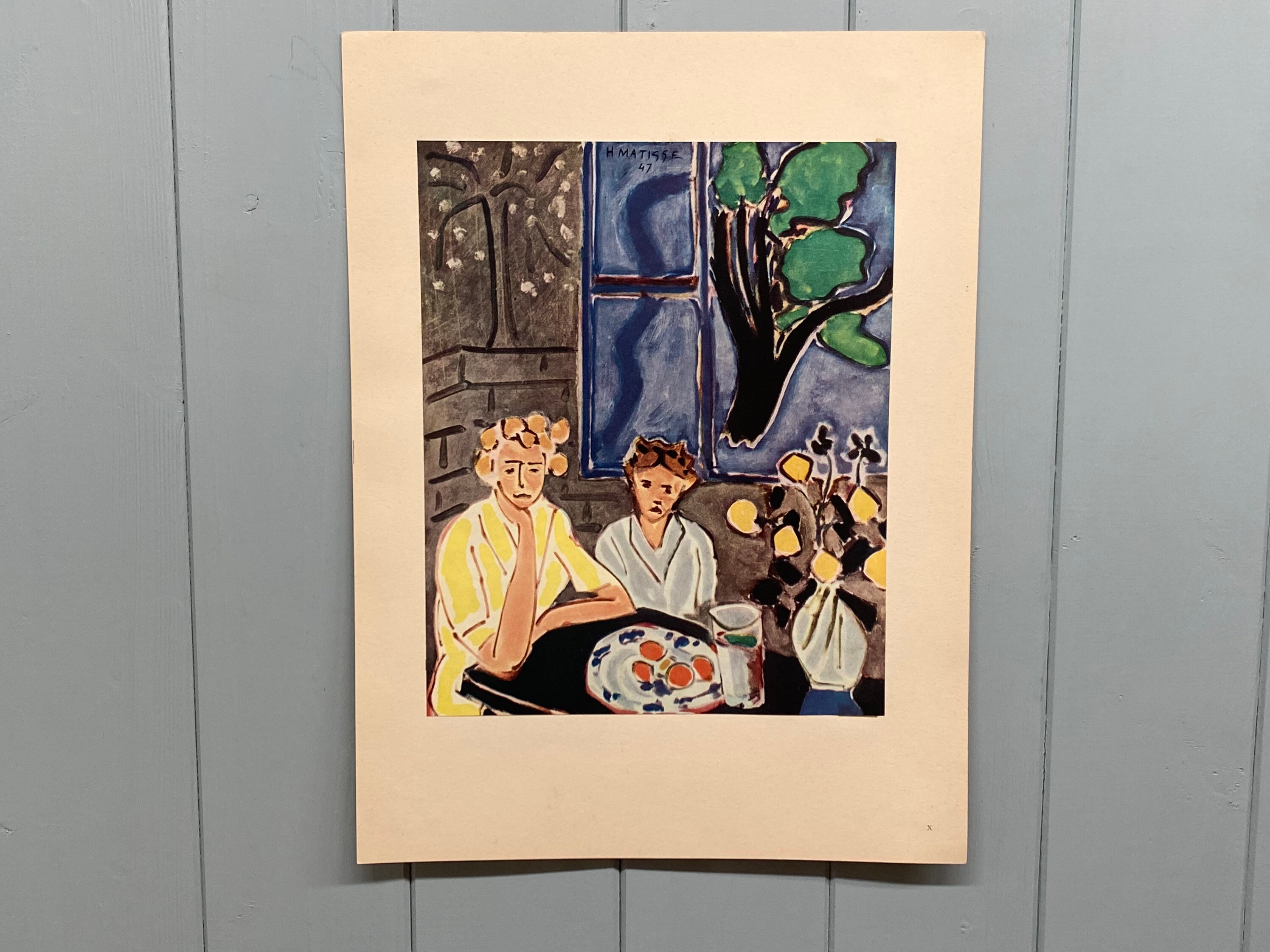 Vintage Matisse Print of Original 1947 „Zwei Mädchen Vor Blaurem Fenster”