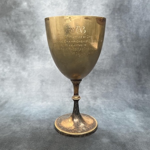 Vintage Metall Trophäenbecher The Allee Wheelers Radfahren Club 1933 50 Miles Cup