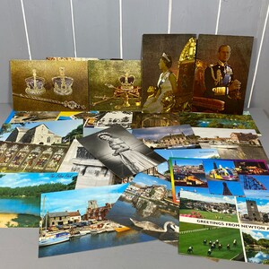 50 cartoline vintage assortite, collezione di vecchie cartoline, alcune usate con segni di affrancatura, ecc