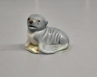Early Wade Whimsie Baby Seal 1950's Vintage Wade Figurine