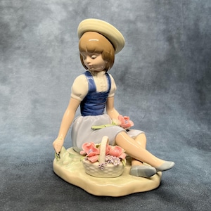Lladro Figurine by Francisco Catala, With Wild Flowers, Vintage Spanish Porcelain Geese  1287 - Hand flower missing