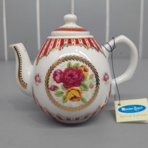 Miniature Teapot from the Porcelain Art Miniature Teapot Collection