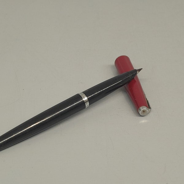 stylo plume Parker bordeaux et noir vintage