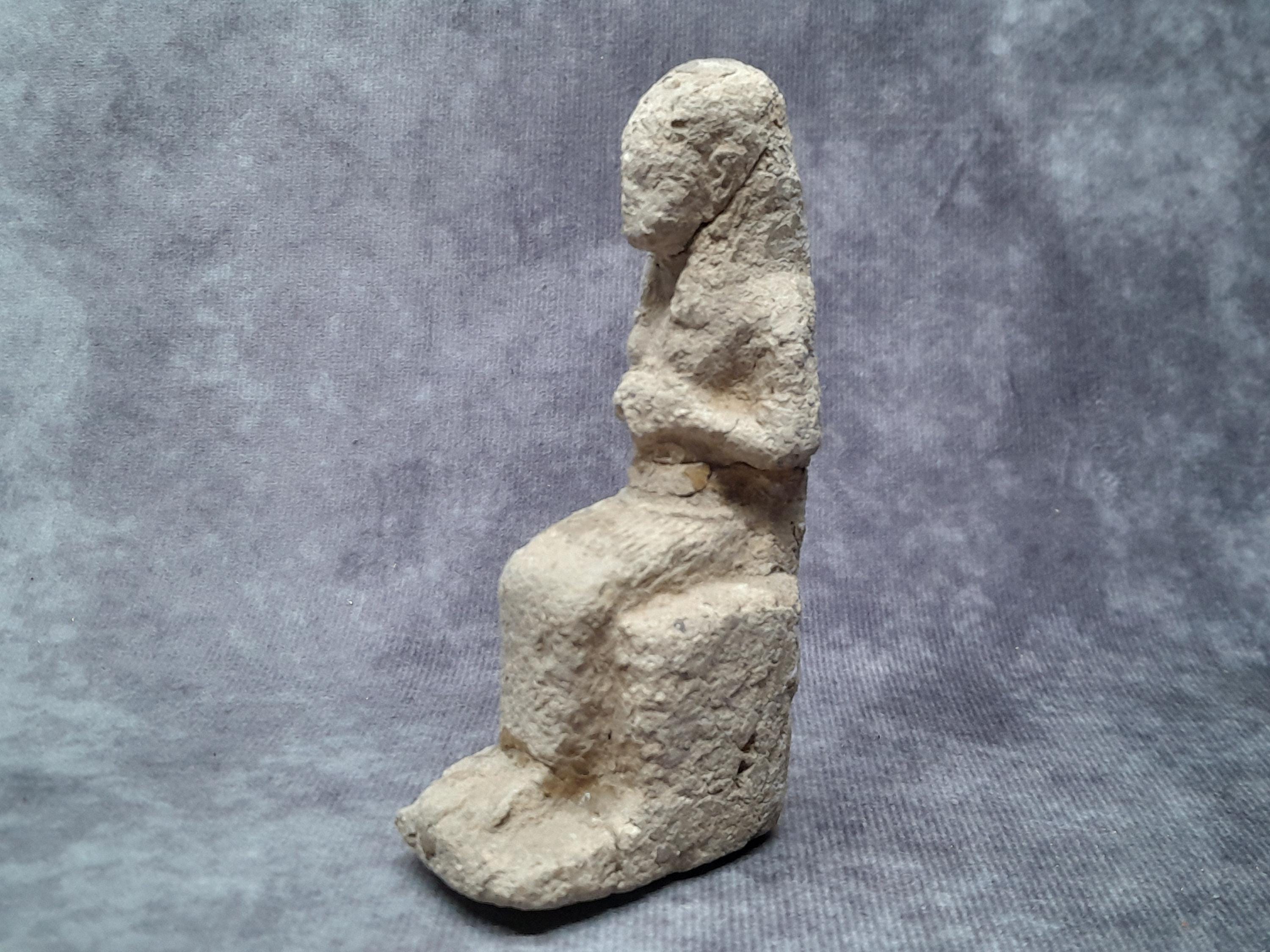 古代エジプトのファラオ像、紀元前1000～2000年頃、古代陶器