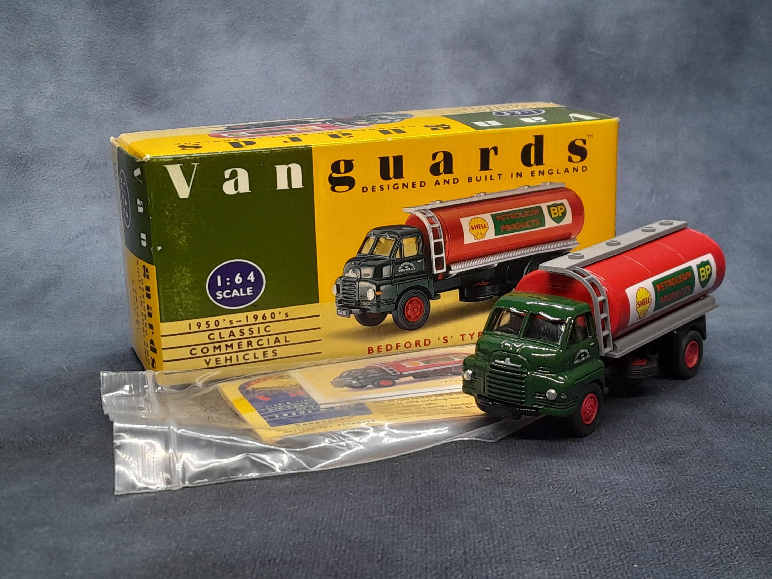Vanguards Lledo Precision Die Cast 1950s-1960s Model Vehicle in